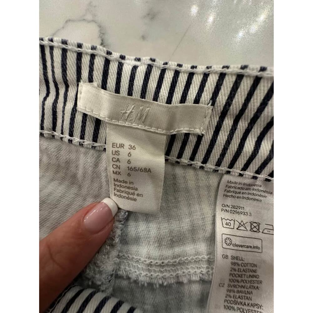 H&M Striped Shorts - Picture 3 of 5